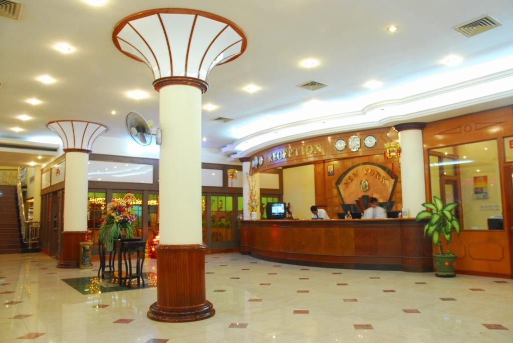 โรงแรมนิวยอร์ก พนมเปญ ภายนอก รูปภาพ